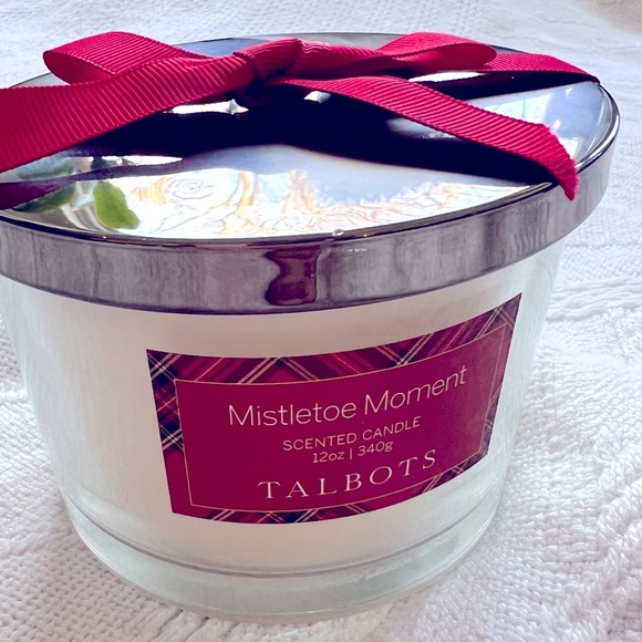 Talbots Other - NEW Talbots 3-Wick Candle Mistletoe Moment Scented Home Fragrance Christmas